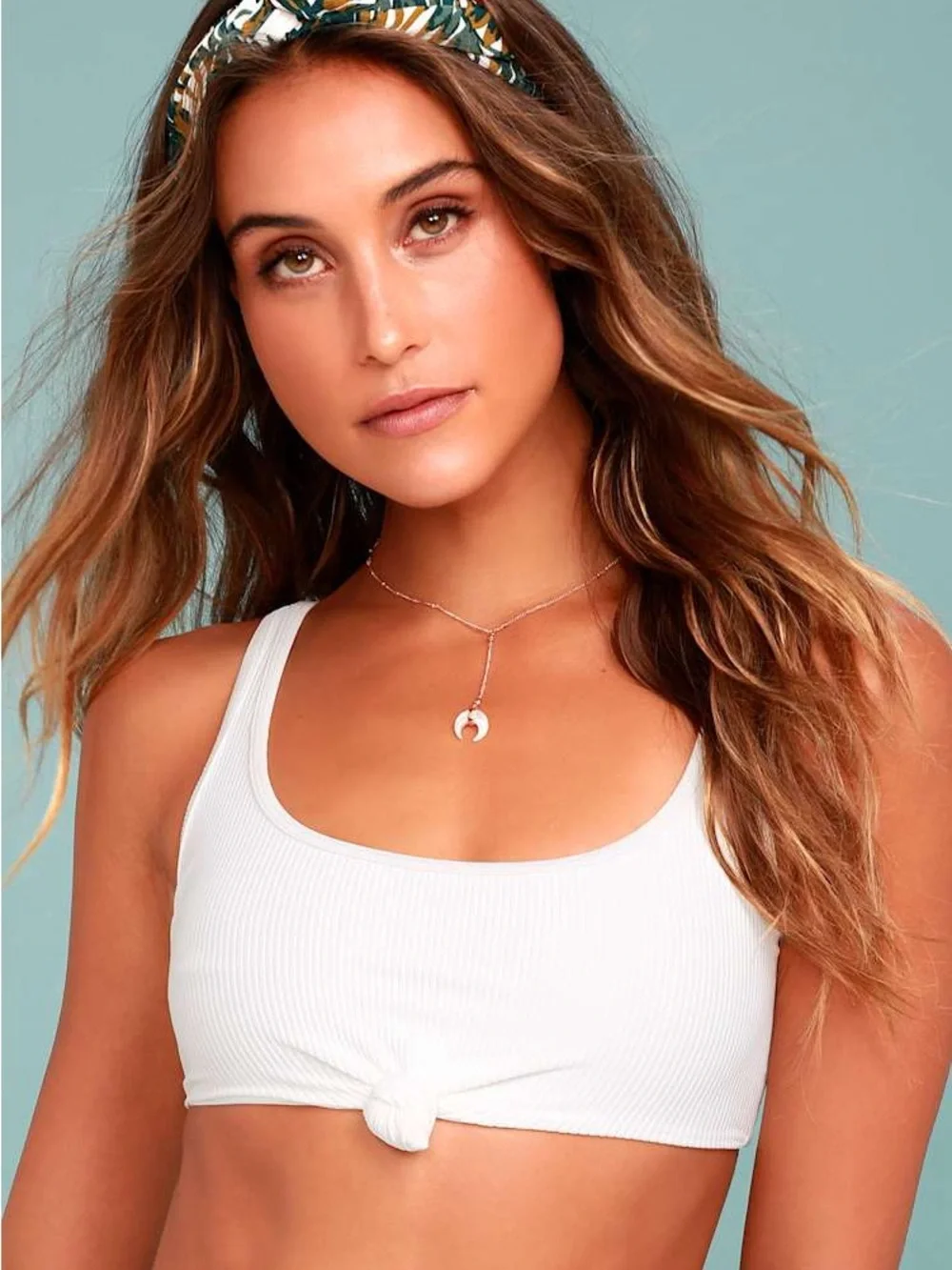 Frankie’s white ribbed bikini set